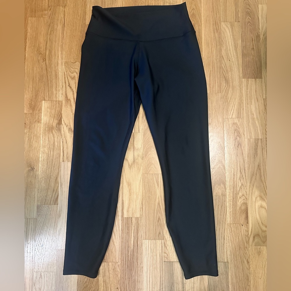 Alo 7/8 High Waist Airlift Legging, Size L. Black